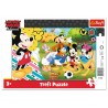 Puzzle ramkowe, 15 elementów kolorowy obrazek z Myszką Miki na wsi TREFL