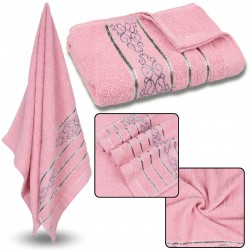Różowy ręcznik bawełniany z ozdobnym haftem, szary haft, ręcznik kąpielowy 70x135 cm