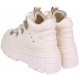 Sneacers - scarpe di colore beige fatte di eco-pelle VICES